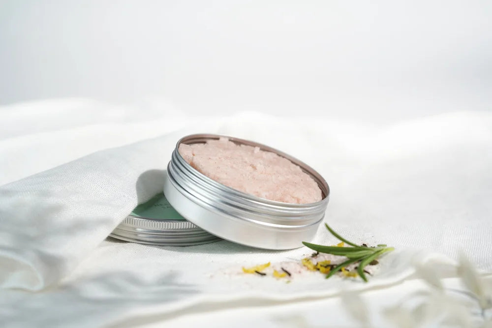 Yrttitarha suolakuorinta